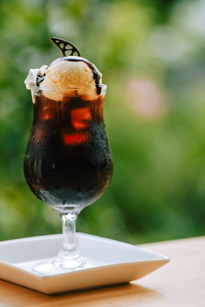 Lagurus のコーヒーフロート