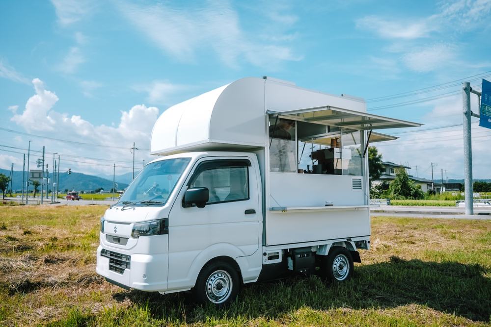 BLINK COFFEE ROASTERS のキッチンカー