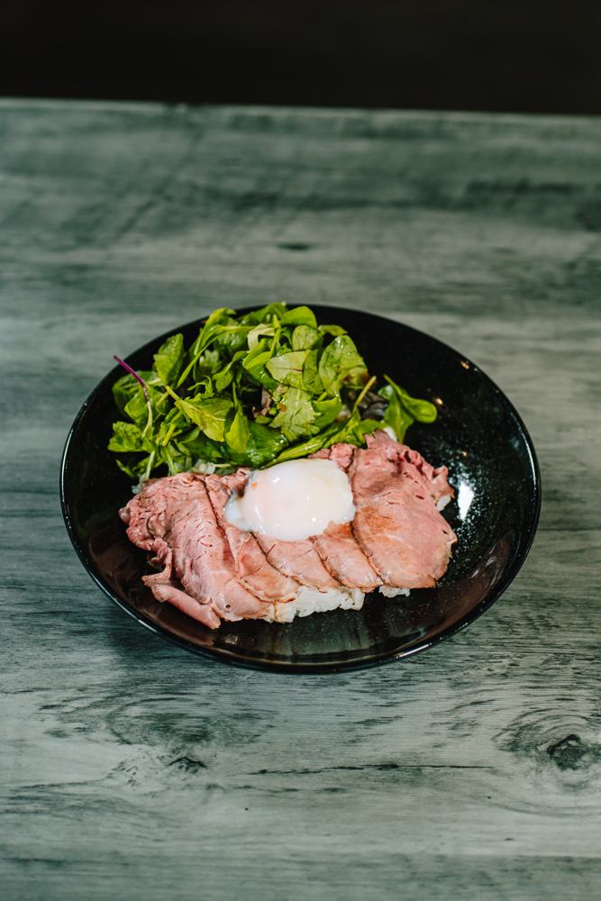 Lagurus のローストビーフ丼